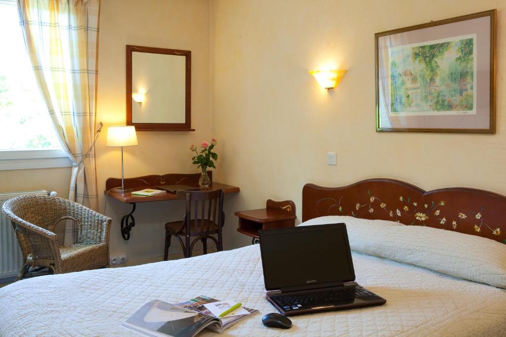 Logis Auberge Saint Simond Aix-les-Bains Habitación foto